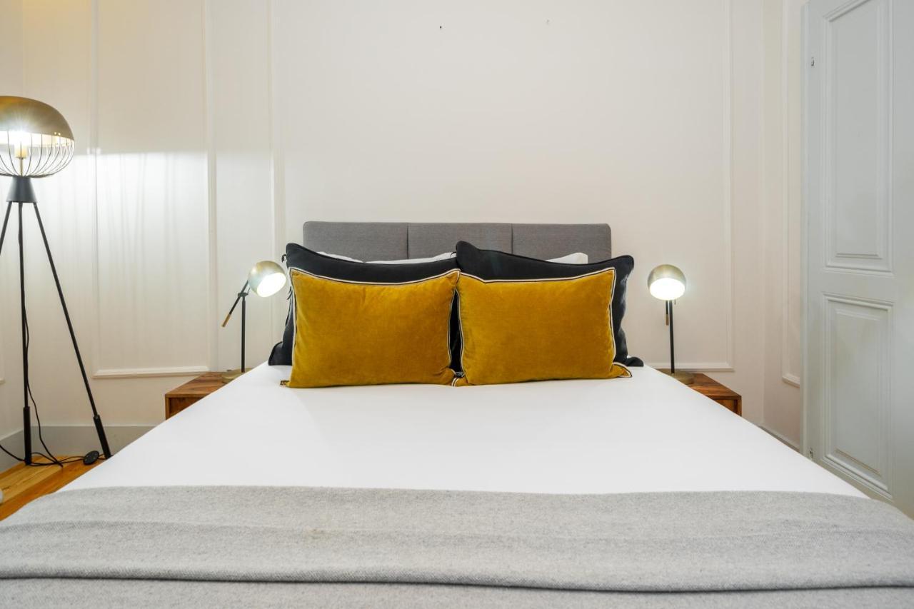 Whome Luxury Stay In Prime Location W/ Ac, Lift & Private Patio Lisbona Esterno foto
