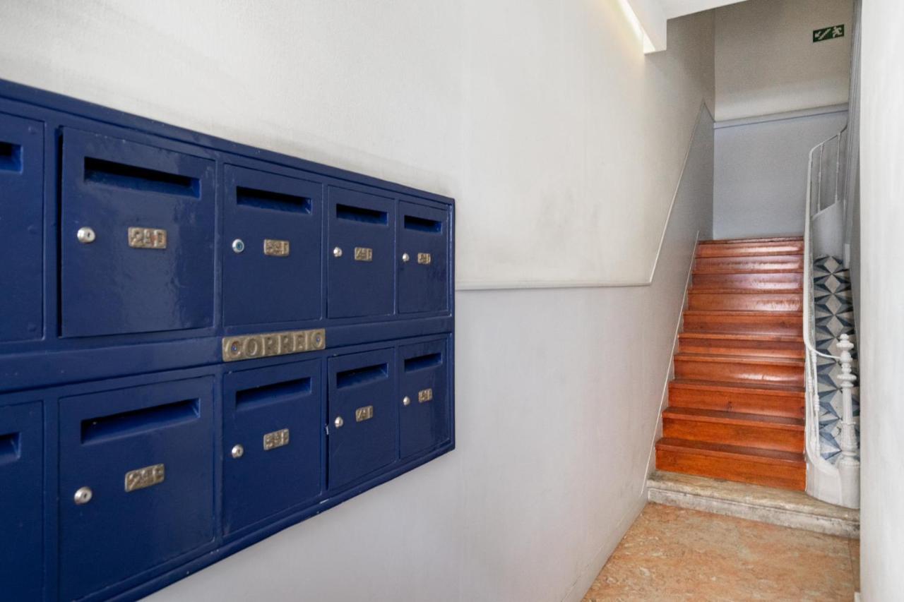 Whome Luxury Stay In Prime Location W/ Ac, Lift & Private Patio Lisbona Esterno foto