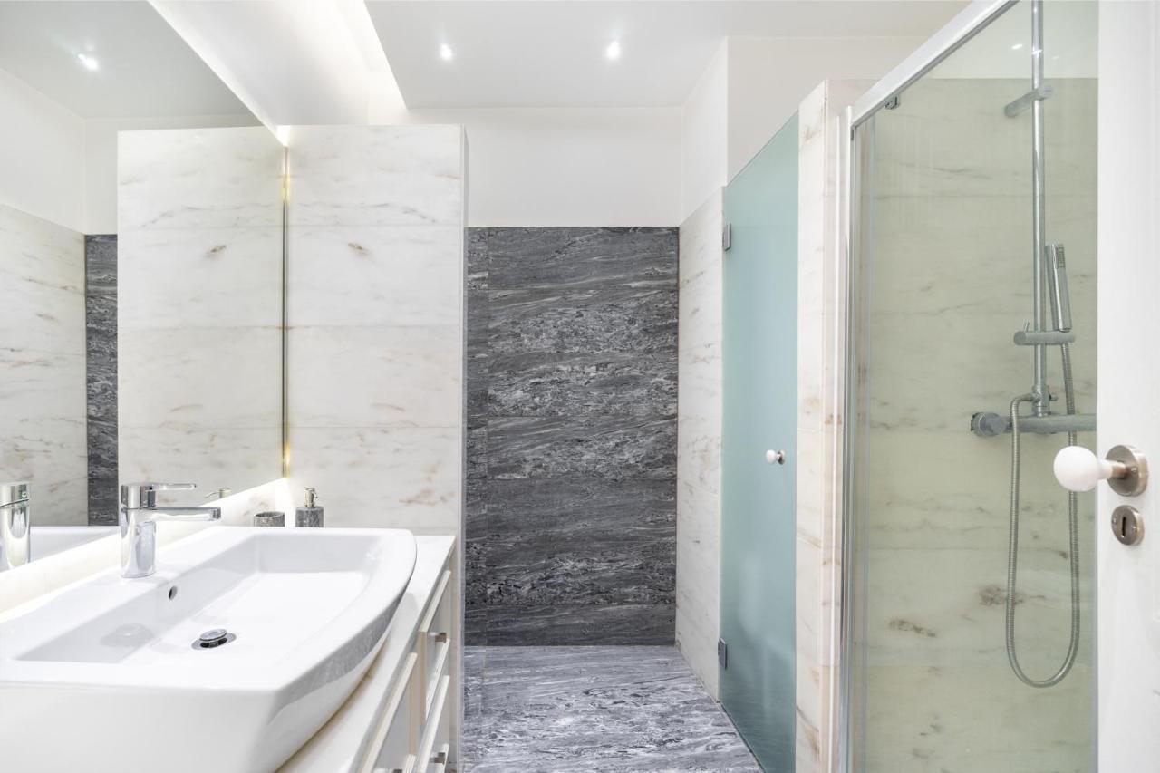 Whome Luxury Stay In Prime Location W/ Ac, Lift & Private Patio Lisbona Esterno foto